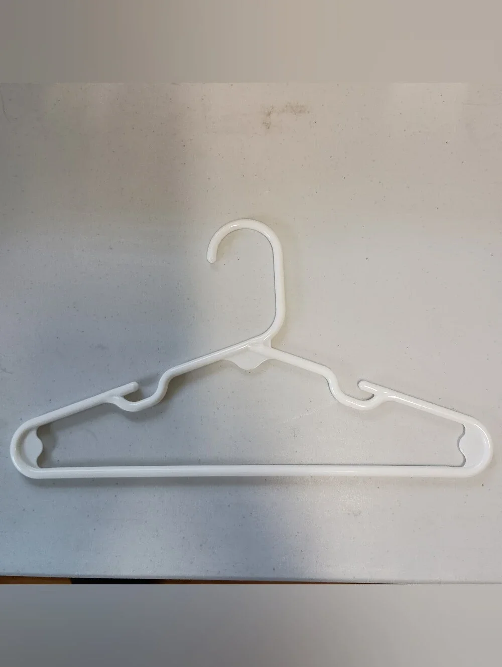 Kids Hangers Lot White Plastic Infant Toddler Little Kids Delta Children -77 PCS
